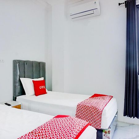 Capital O 94254 Dental Inn Banda Aceh Eksteriør billede
