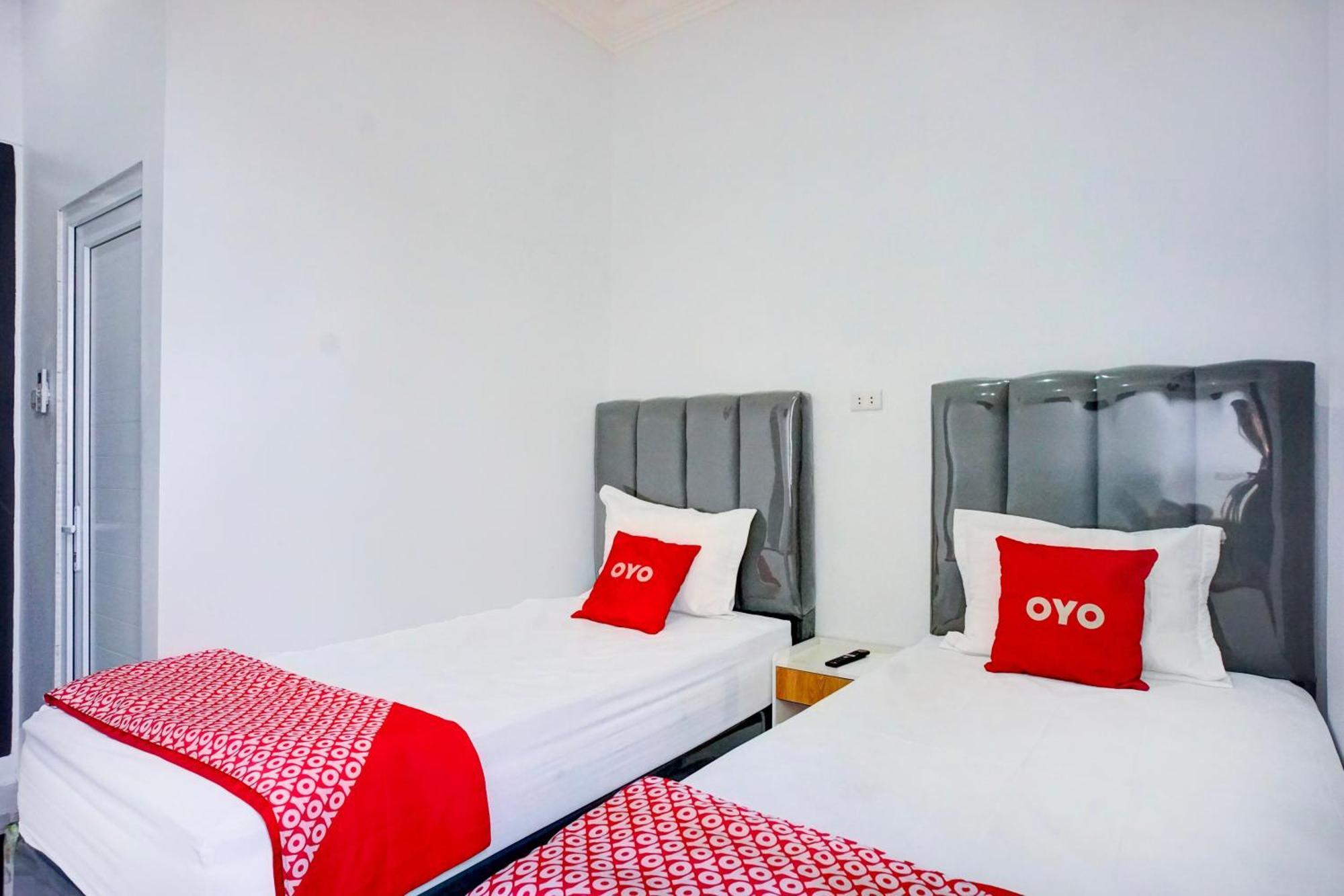 Capital O 94254 Dental Inn Banda Aceh Eksteriør billede
